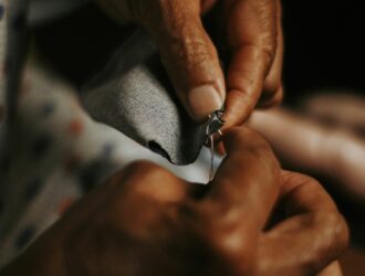 Kiabi répare désormais en magasin les vêtements de toutes marques