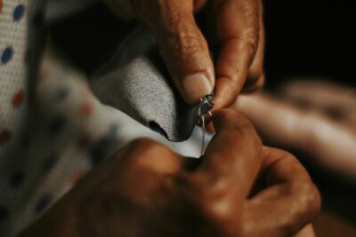 Kiabi répare désormais en magasin les vêtements de toutes marques
